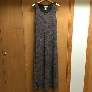 Sleeveless maxi dress